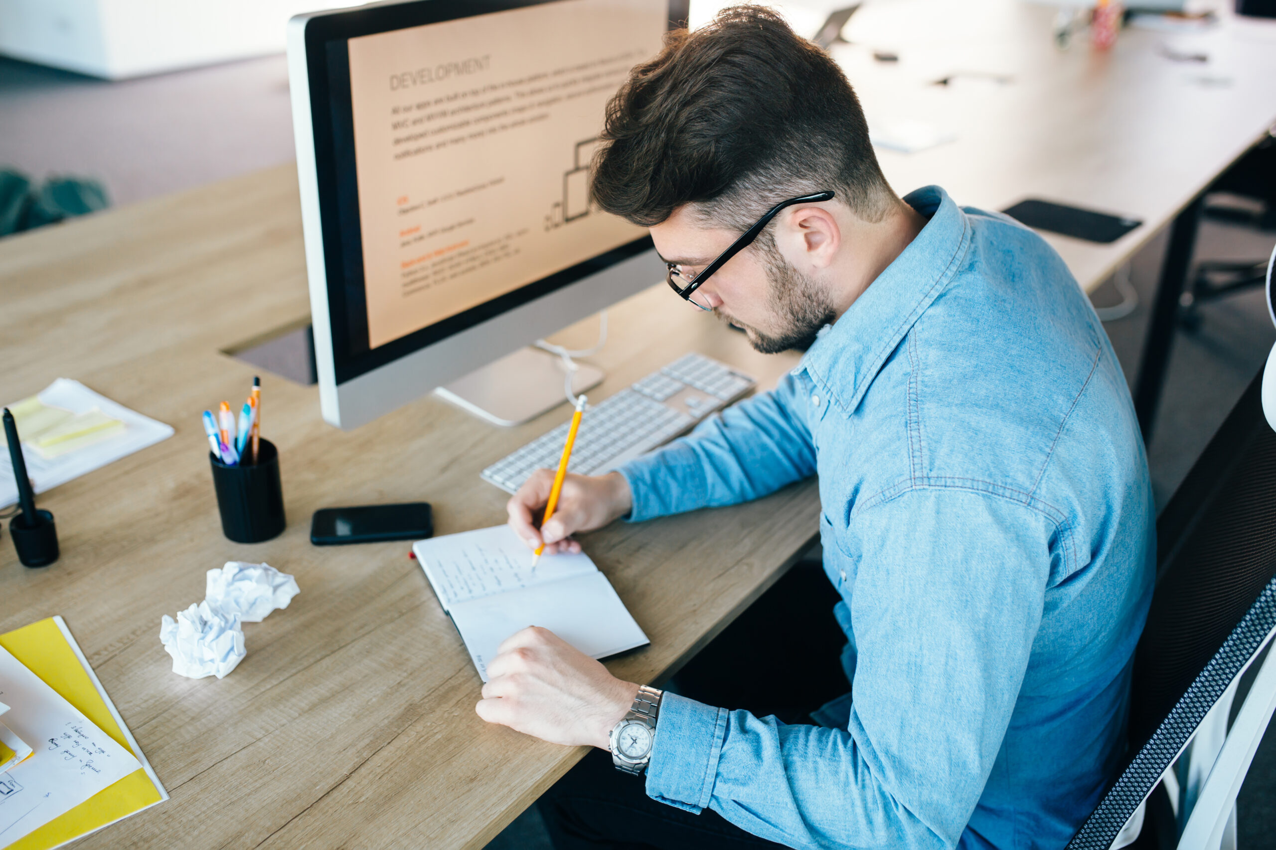 Developer reconstructing context from fragmented product feedback.